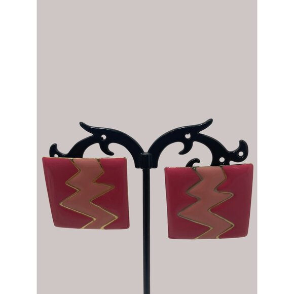 Enameled Pink Gold 1.25”x 1.25” 80’s Retro Pink Lightening - Picture 2 of 4